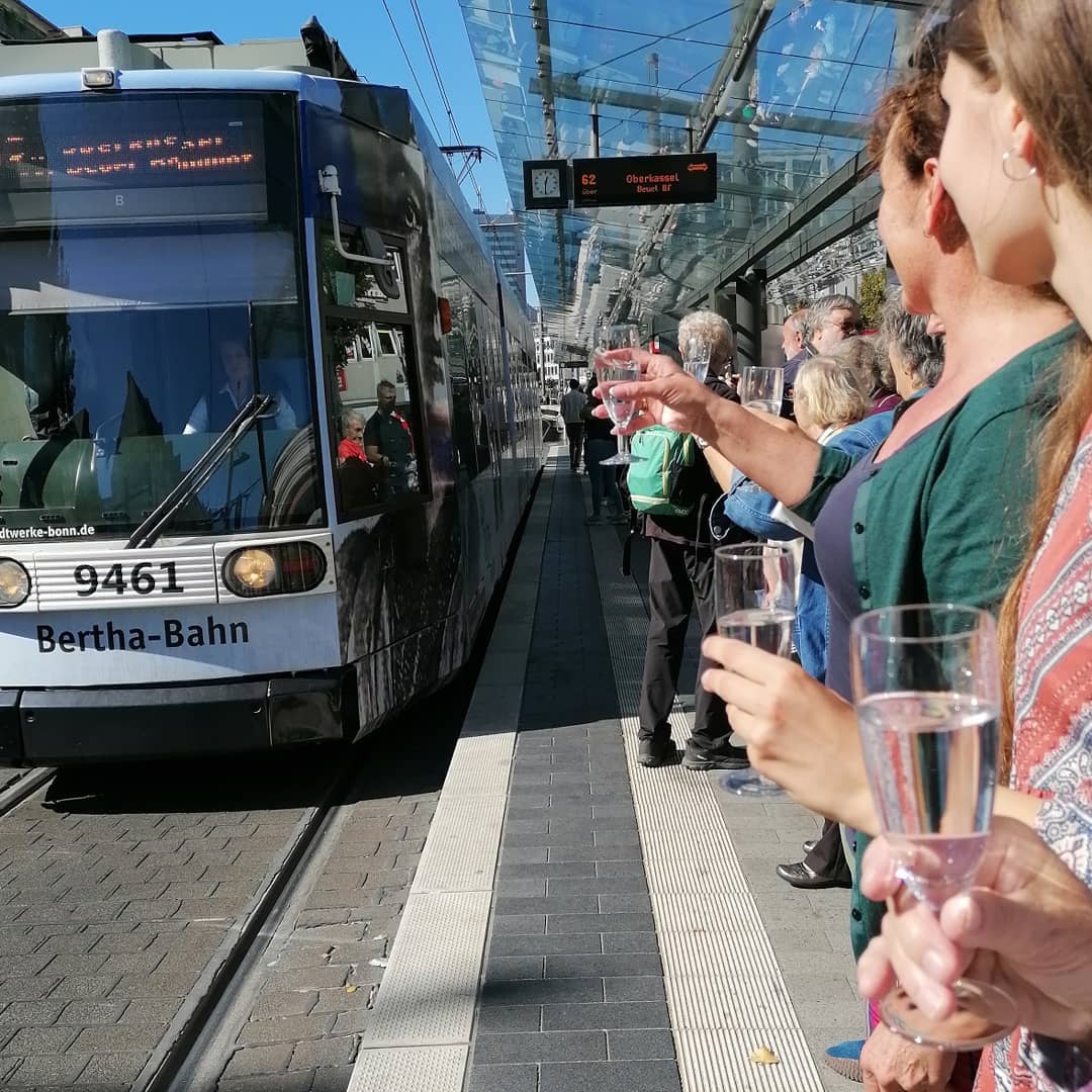 Bertha Bahn Einfahrt